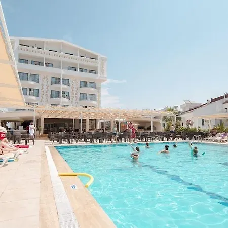 Iq Belek 3*