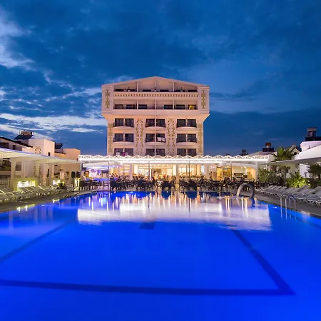 Iq Belek 3*
