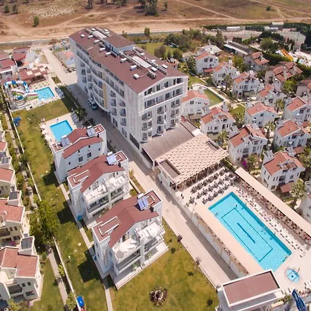 Iq Belek 3*